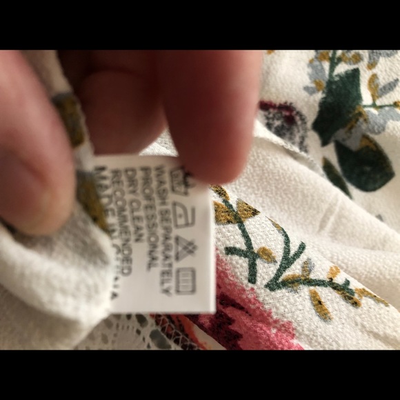 White Floral Long Sleeve Kimono Size OS - Picture 6 of 7